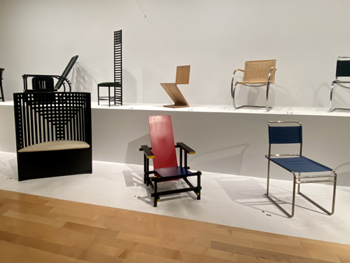 武蔵野美術大学近代建築椅子展示