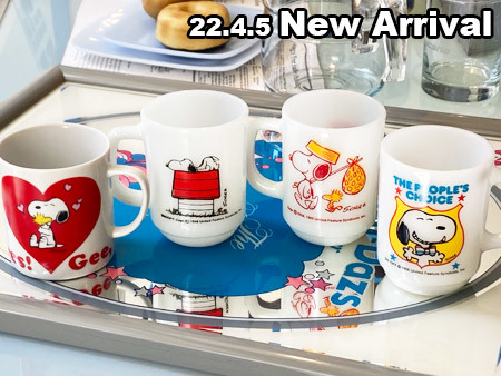スヌーピーマグ(ファイヤーキングミルクガラス&陶器)UP